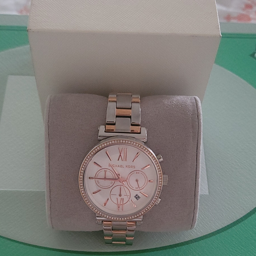 Michael Kors Two-Tone Women's Watch - Picture 11 of 16
